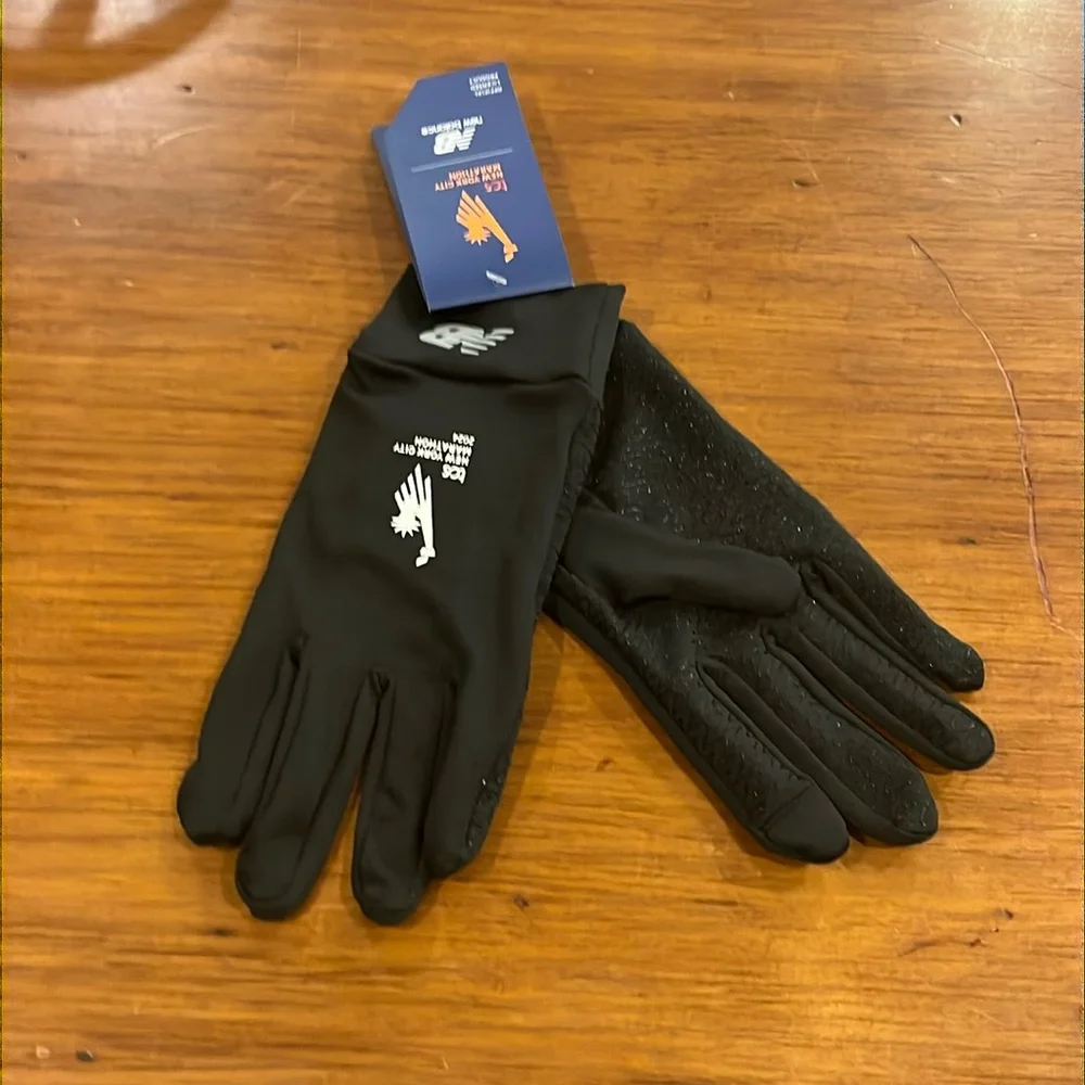 New Balance New York City Marathon NYC 24 Lightweight Running Gloves Womens L/XL